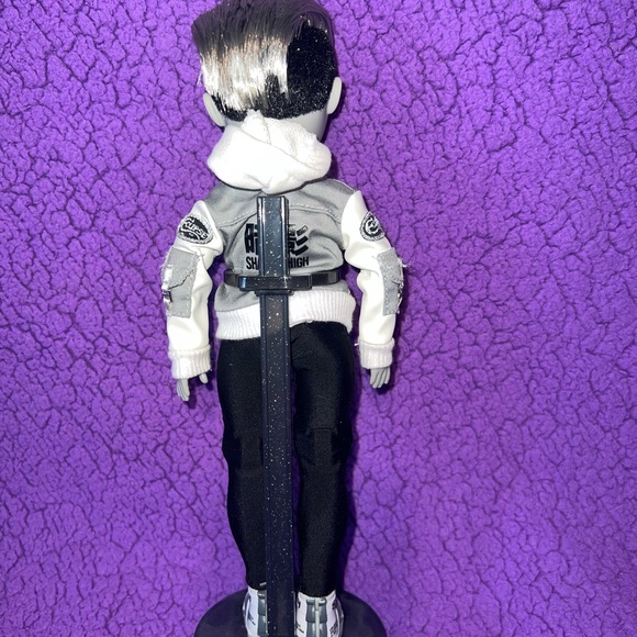 Shadow High Series 1 Ash Silverstone - Picture 3 of 3